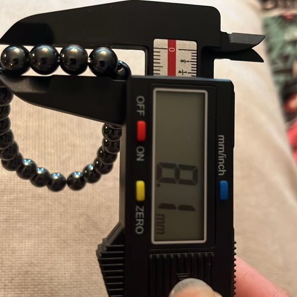 Hematite Bracelet 8mm - Picture 3 of 3